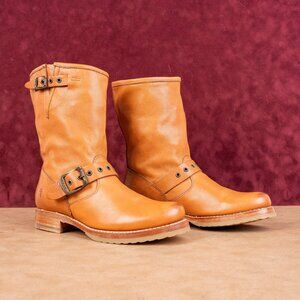 Frye Wmn Veronica Short Moto Biker Slip-on Cognac Leather Buckle Mid Boots sz 7